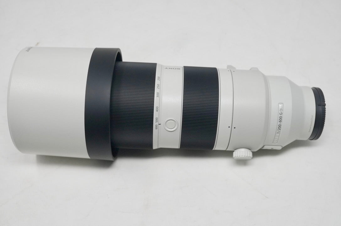Sony FE 200-600mm f/5.6-6.3 G OSS Telephoto E-Mount Lens SEL200600G - EUC