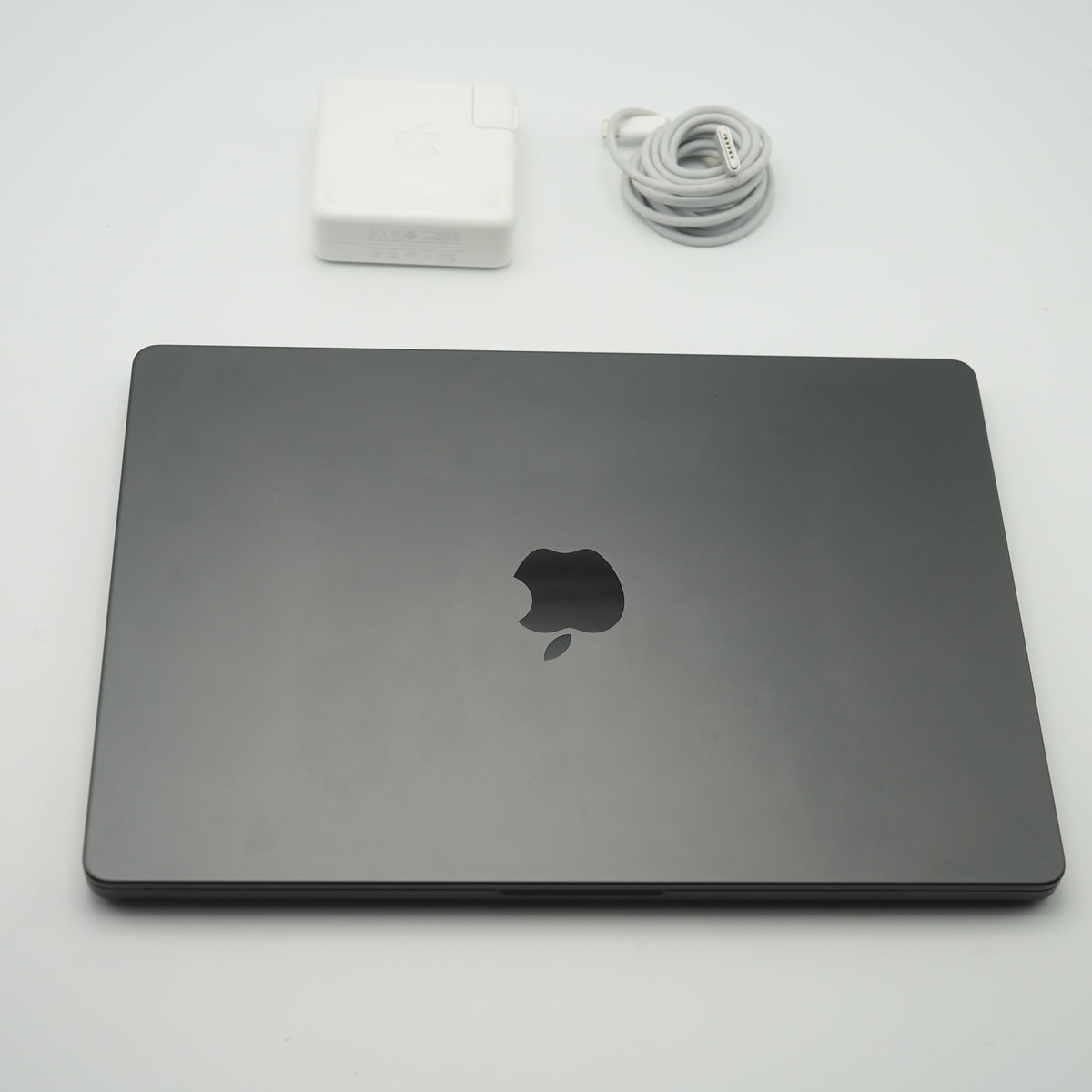 Apple 14" MacBook Pro (M4 Max, Space Black) 64GB / 2TB  Laptop