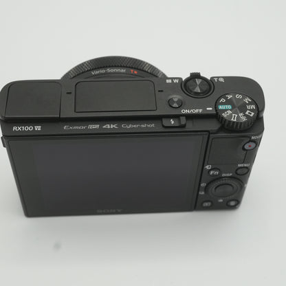 Sony Cyber-Shot Rx100 VII Digital Camera DSC-RX100M7