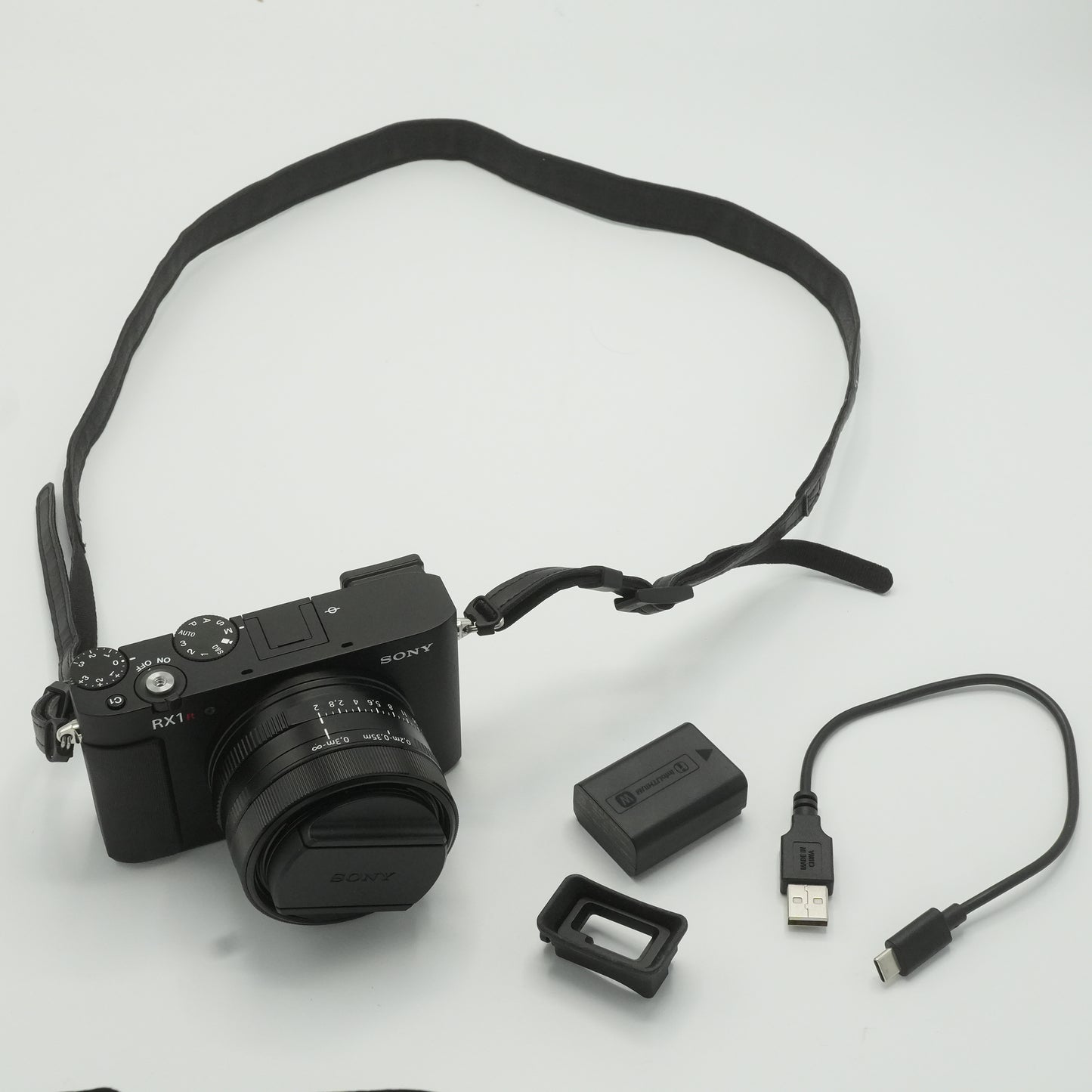 Sony Cyber-shot DSC-RX1R III - 61MP Digital Camera RX1RM3 DSCRX1RM3B