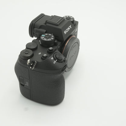 Sony Alpha 9 III Mirrorless Global Shutter Camera A9III ILCE-9M3