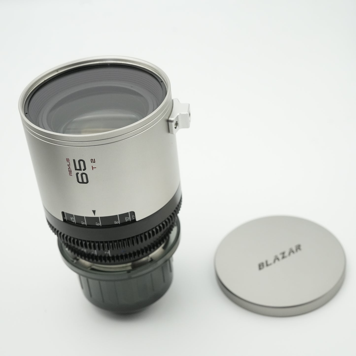 BLAZAR LENS Remus 65mm T2.0 1.5x Anamorphic Lens (ARRI PL, Silver Flare)