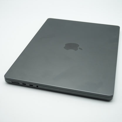 Apple 14" MacBook Pro (M4 Max, Space Black) 128GB / 4TB MAXED OUT Laptop - Nano