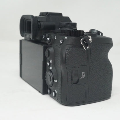 Sony Alpha a7R V Mirrorless 61MP 8K Mirrorless Camera - 7R5 A7R5 A7RV 7RV -- EUC